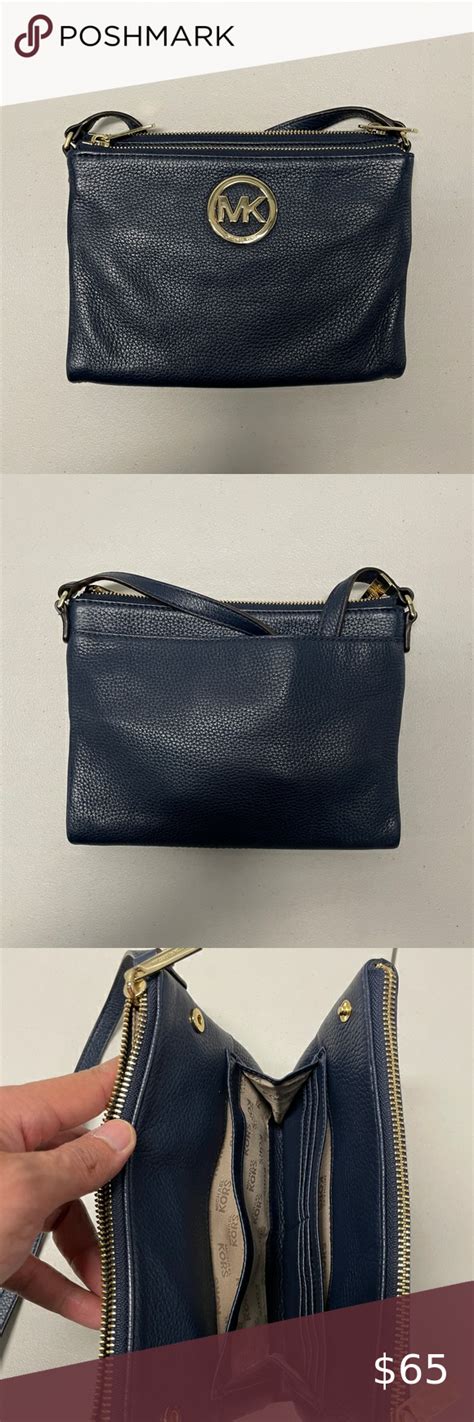 michael kors crossbody with card slots